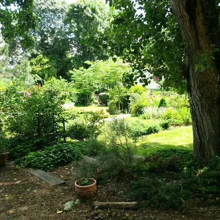 Le Du Bord De L'eau * Sainte-Terre