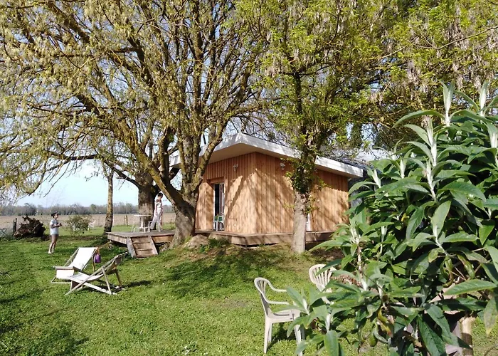 Bed & Breakfast Le Du Bord De L'eau 3*