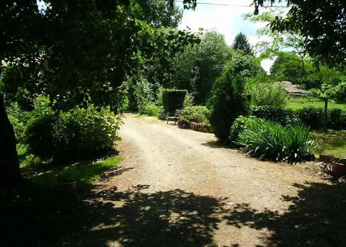 Bed & Breakfast Le Du Bord De L'eau 3*