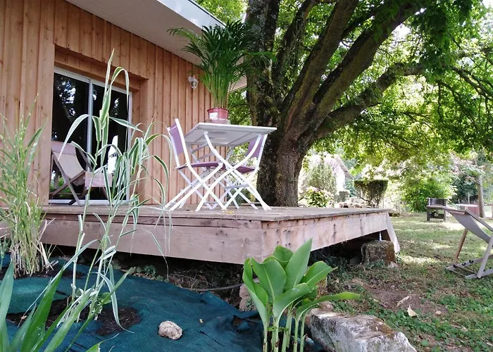 Le Du Bord De L'eau 3*